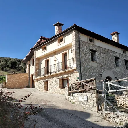 Сasa de vacaciones Spacious House In Merindad De Valdivielso Quintana de Valdivielso