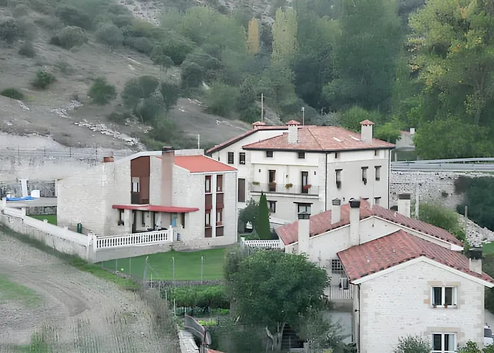 Spacious House In Merindad De Valdivielso בית נופש *